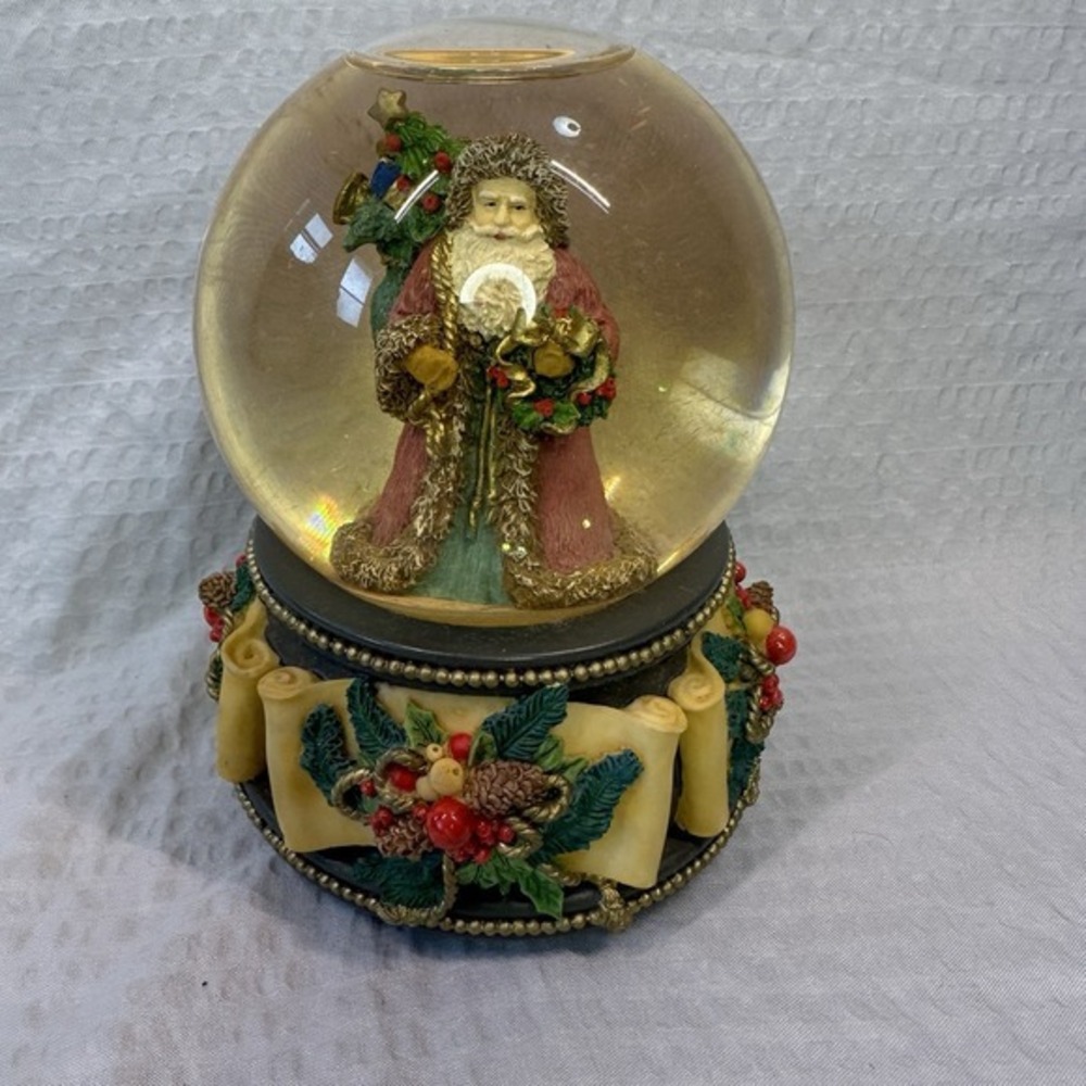 Vintage 1995 San Francisco Music Box Company Santa Claus Christmas Snow Globe
